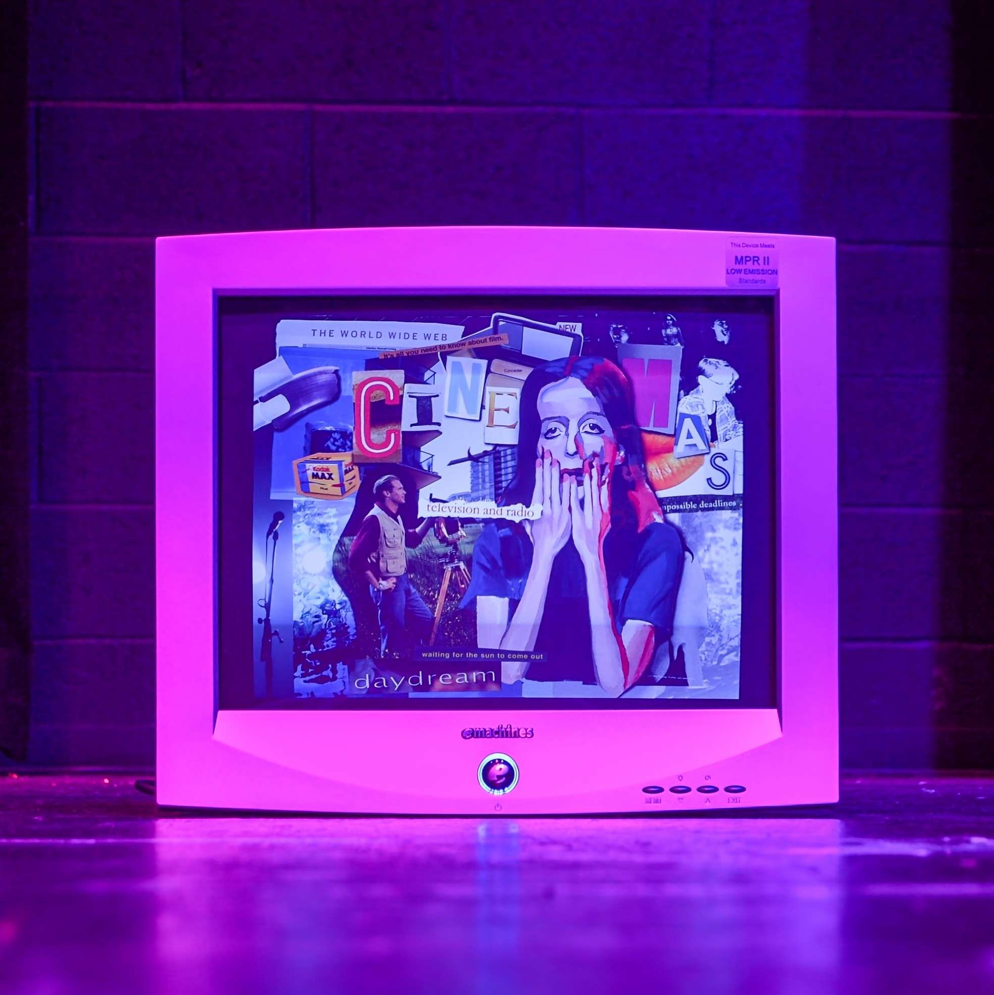 Photo of a CRT monitor